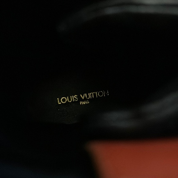 Orange and Gold plated Louis Vuitton Combat Boots. Little scuff , but never worn - Picture 3 of 5